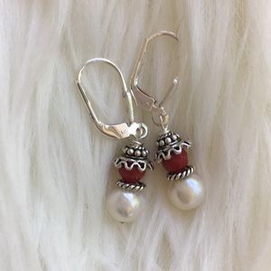 Handmade real silver & fresh water pearl earrings